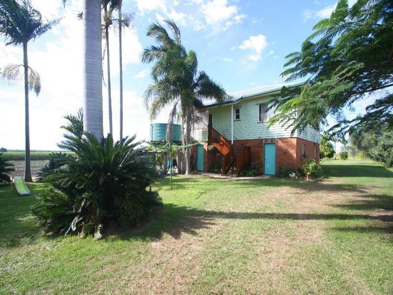 352 Moore Park Road, Moore Park Beach QLD 4670