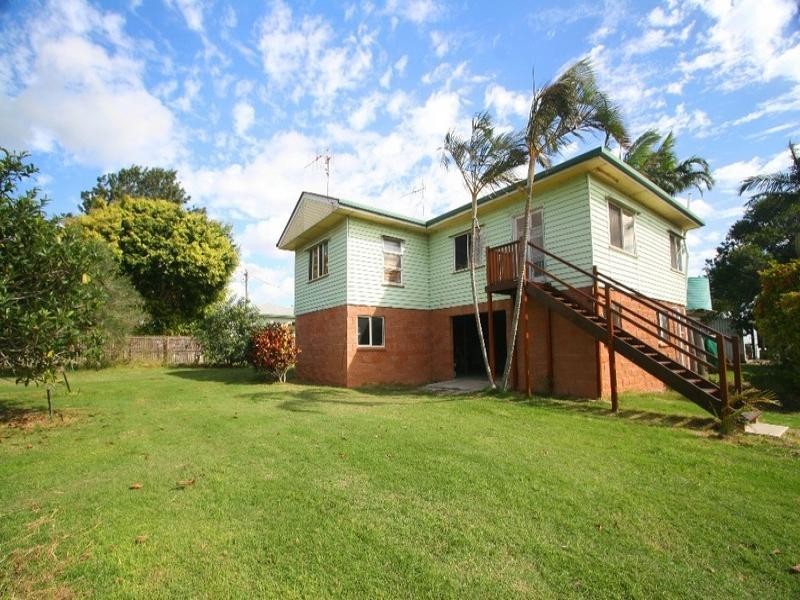 352 Moore Park Road, Moore Park Beach QLD 4670
