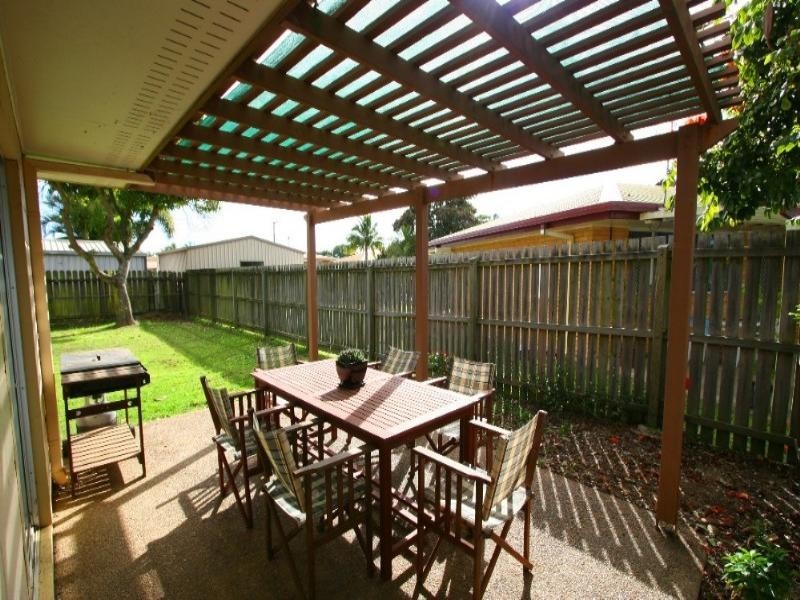 38 McLachlan Drive, Avenell Heights QLD 4670