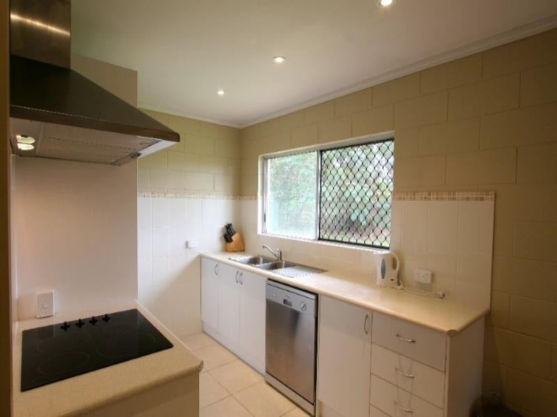 38 McLachlan Drive, Avenell Heights QLD 4670