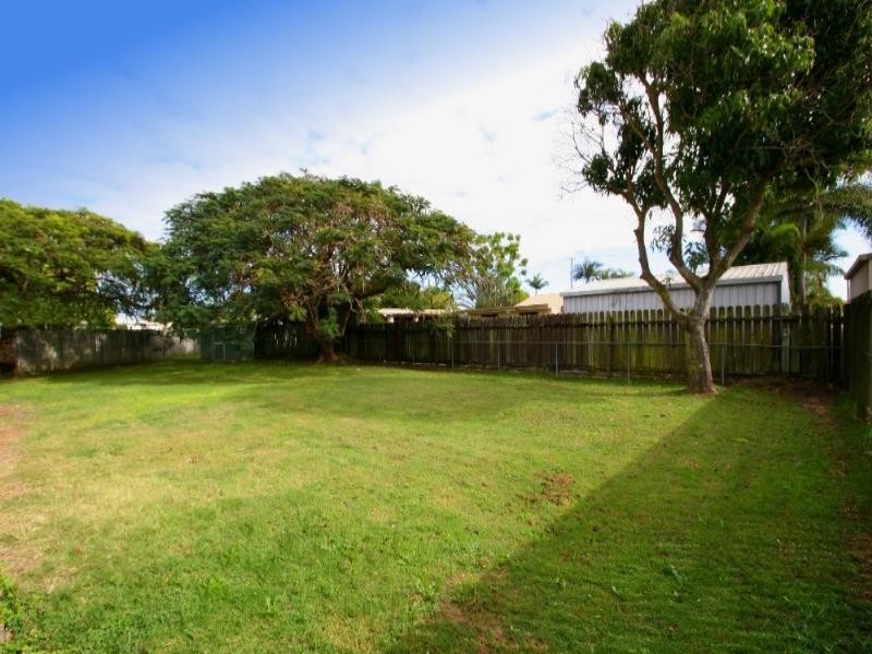 38 McLachlan Drive, Avenell Heights QLD 4670