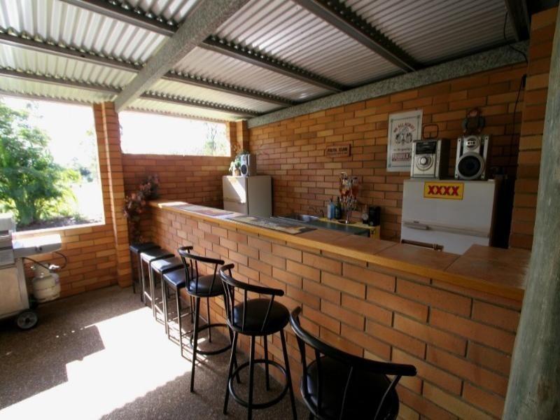 32 Pleasant Drive, Sharon QLD 4670