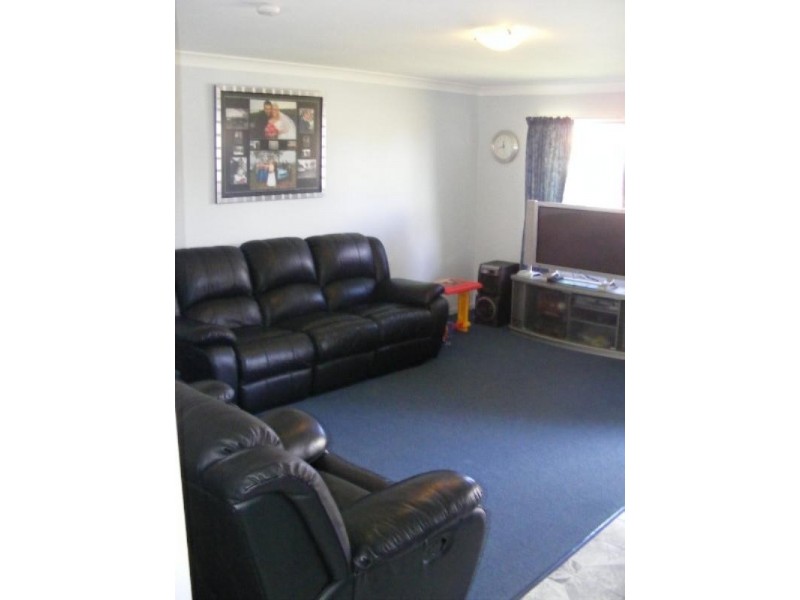 81 Mccarthy Road, Avenell Heights QLD 4670