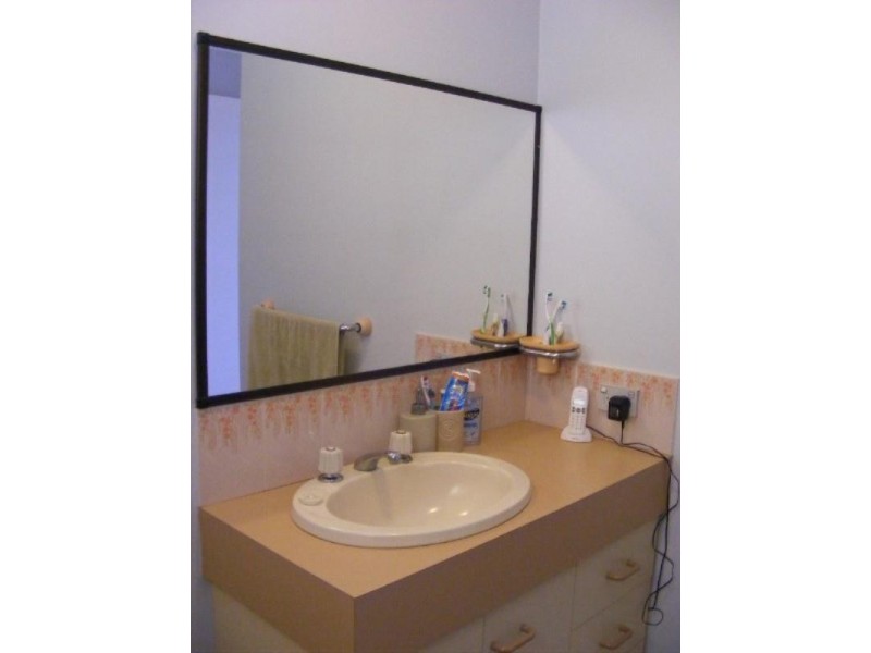 81 Mccarthy Road, Avenell Heights QLD 4670