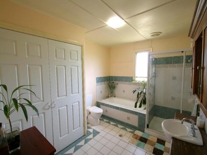 1056 Moorlands Road, Moorland QLD 4670