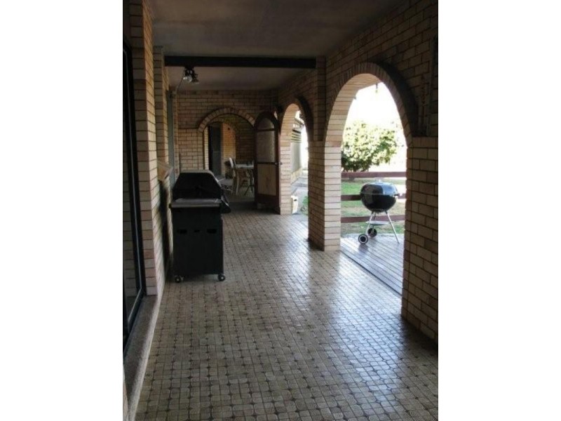 1413 Moore Park Road, Gooburrum QLD 4670