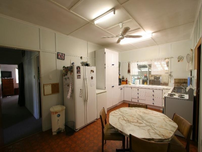 90 Crofton Street, Bundaberg West QLD 4670