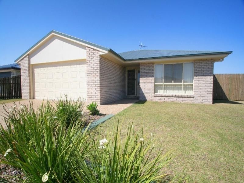 2 Halloran Court, Thabeban QLD 4670