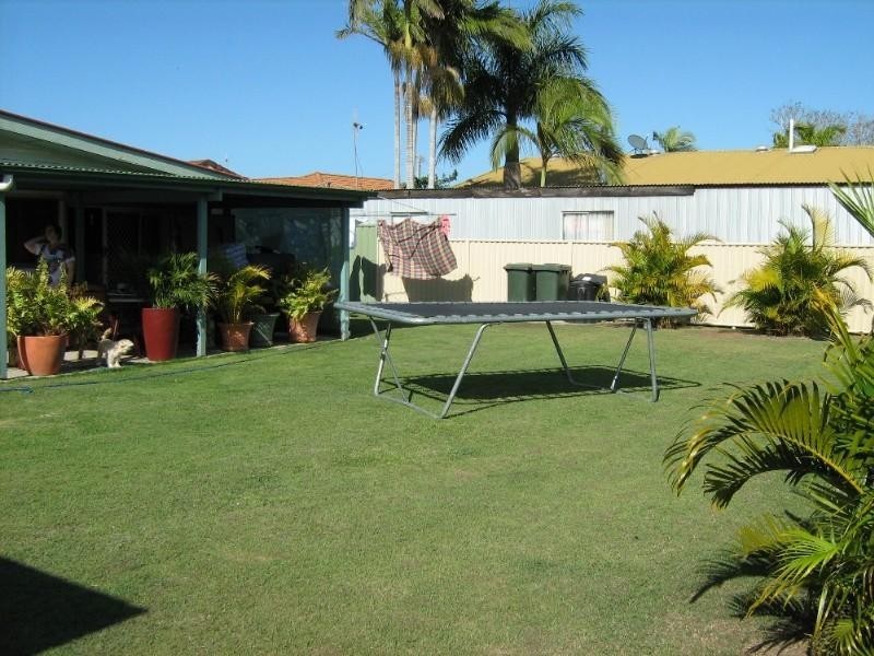 16 Anderson Street, Avenell Heights QLD 4670