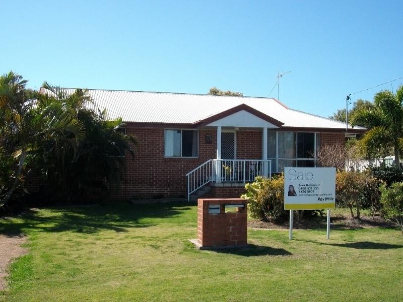 7 Schleger Street, Burnett Heads QLD 4670