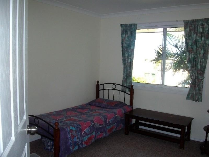 7 Schleger Street, Burnett Heads QLD 4670