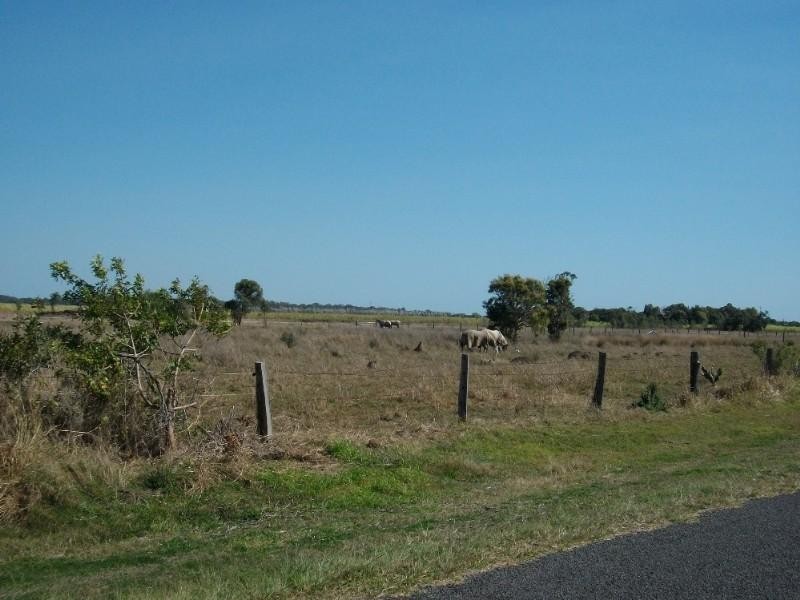 7 Schleger Street, Burnett Heads QLD 4670