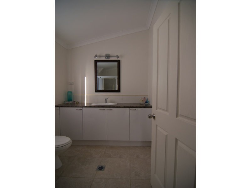 26 Acacia Street, Moore Park Beach QLD 4670