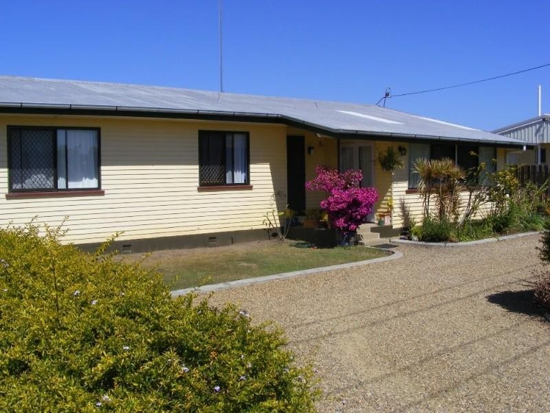 14 Jefferis Street, Bundaberg North QLD 4670