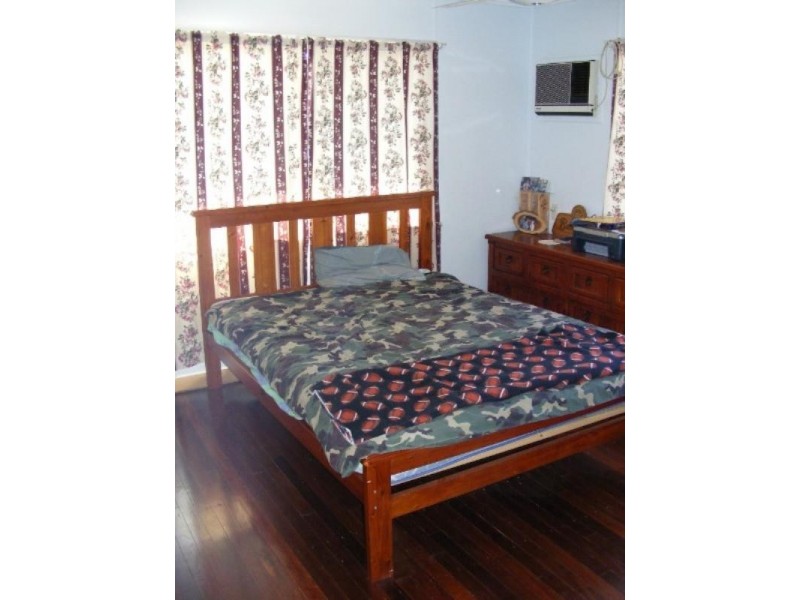14 Jefferis Street, Bundaberg North QLD 4670
