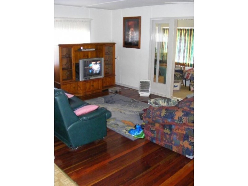14 Jefferis Street, Bundaberg North QLD 4670