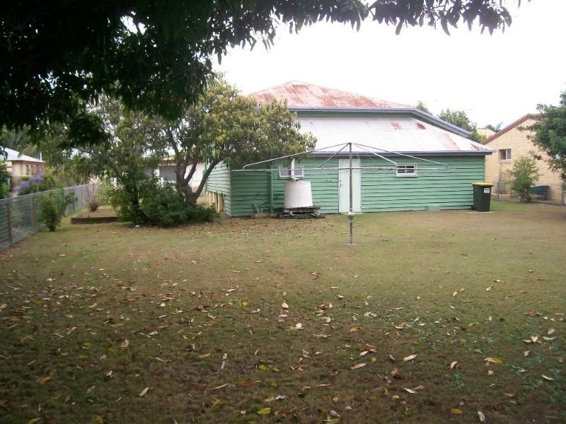 11 Castlereagh Street, Bundaberg South QLD 4670