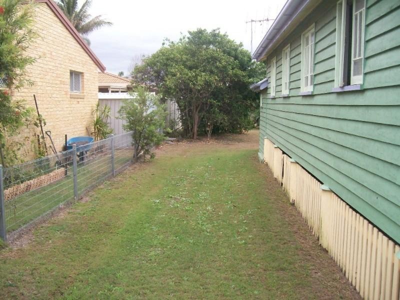 11 Castlereagh Street, Bundaberg South QLD 4670