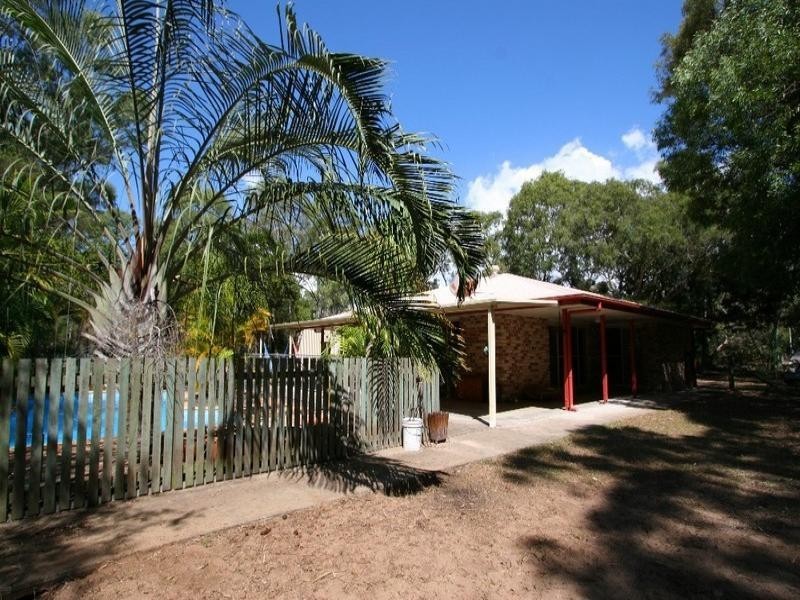 Moore Park Beach QLD 4670