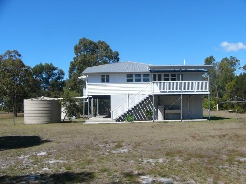 10 Isaac Moore Drive, Moore Park Beach QLD 4670