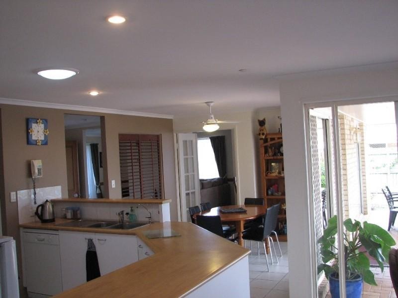 3 Marquis Court, Avenell Heights QLD 4670