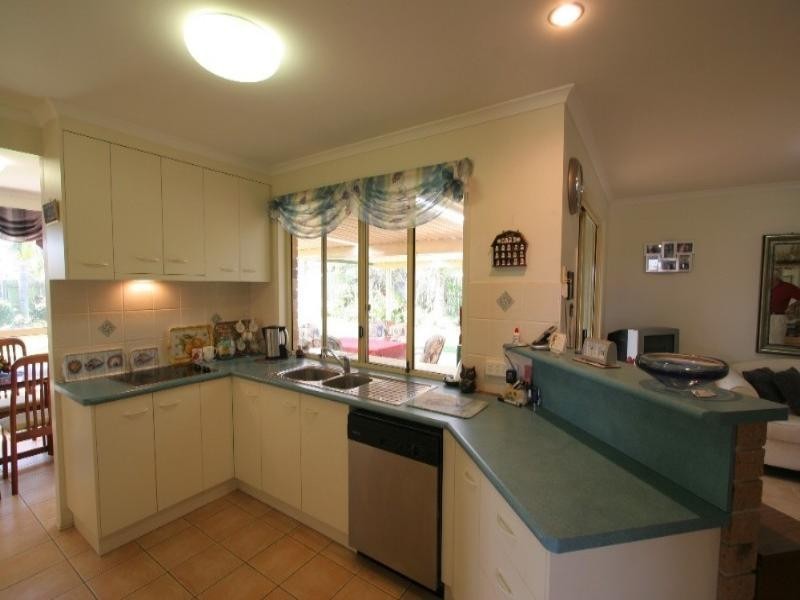 5 Cartwright Court, Kalkie QLD 4670