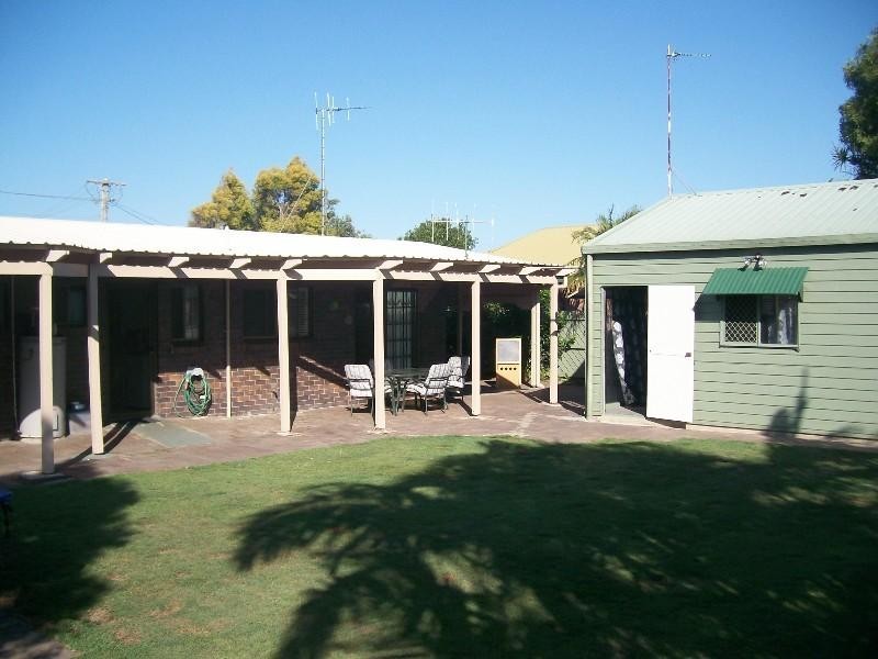 3 Archer Court, Avenell Heights QLD 4670