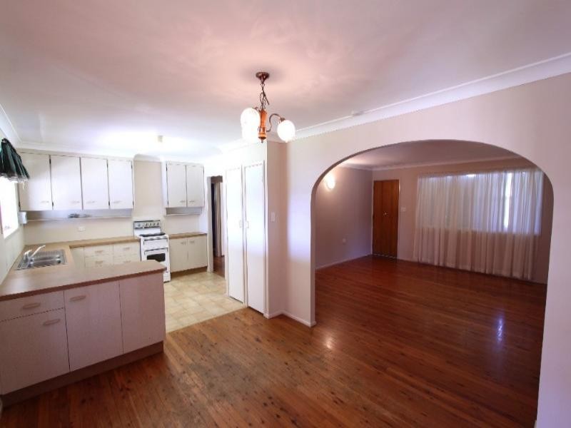 7 Lucas Street, Kepnock QLD 4670