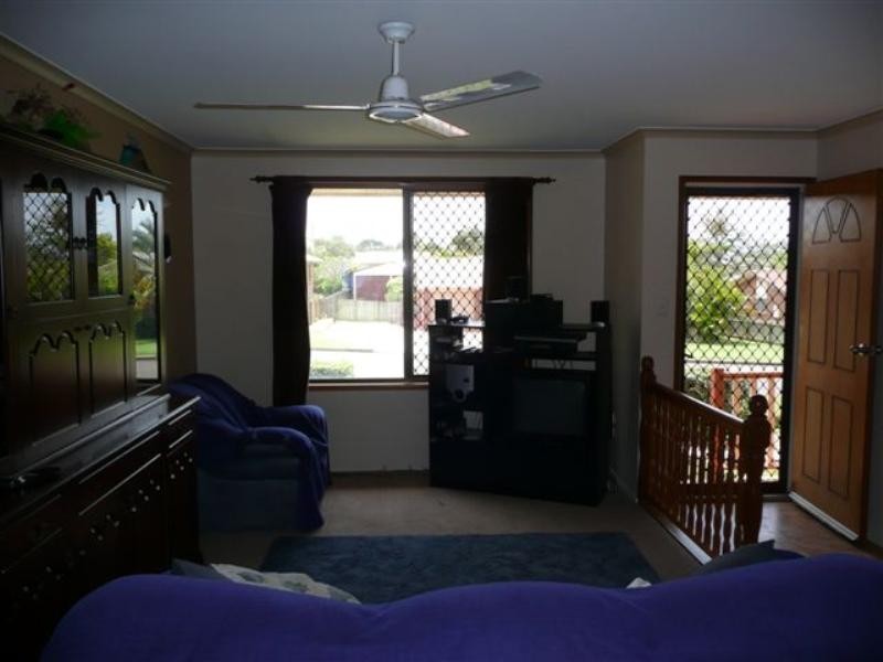 31 Hilltop Parade, Avoca QLD 4670