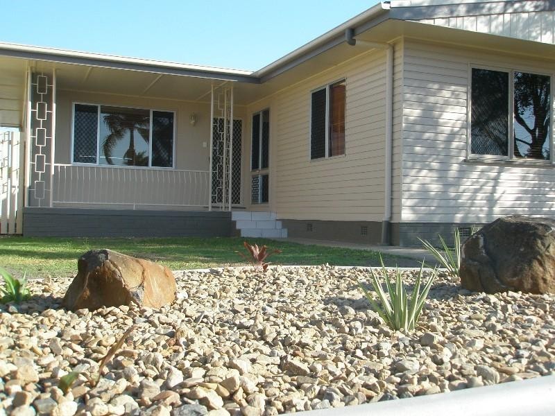 52 Vasey Street, Avenell Heights QLD 4670