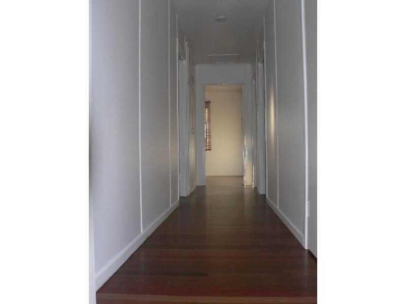 52 Vasey Street, Avenell Heights QLD 4670