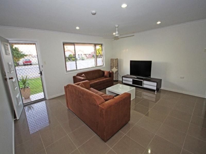 12 Jensen Street, Avenell Heights QLD 4670