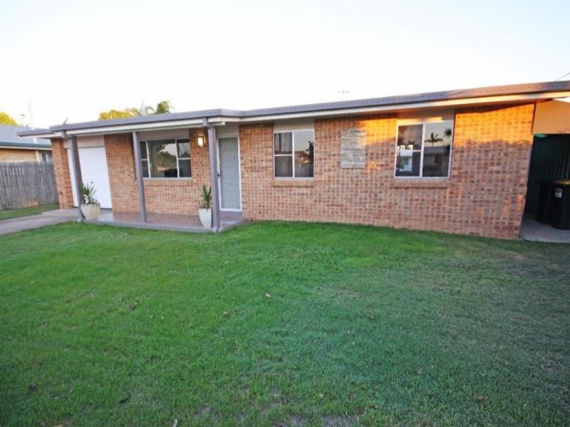 12 Jensen Street, Avenell Heights QLD 4670