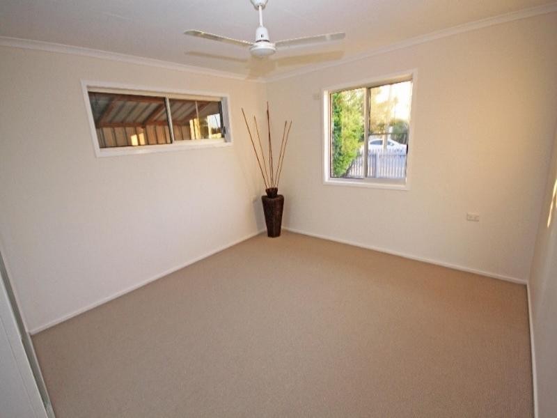 12 Jensen Street, Avenell Heights QLD 4670