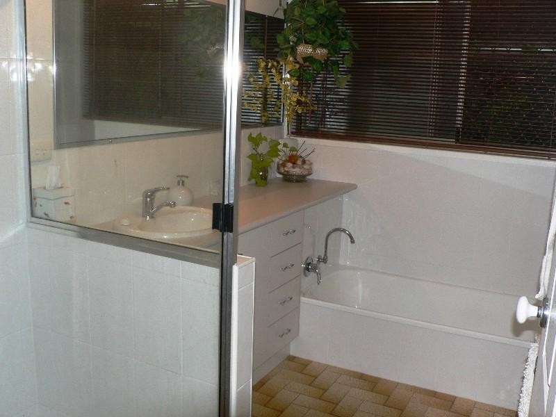 1 Baldwin Crescent, Avoca QLD 4670