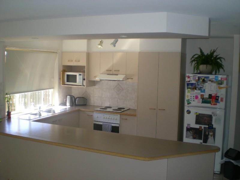 10 Waratah Drive, Avoca QLD 4670