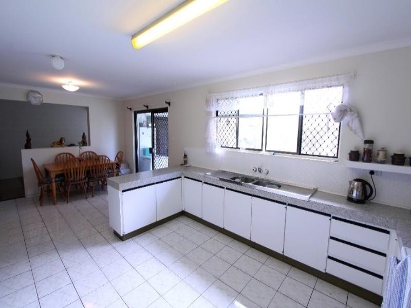 10 Peirson Street, Millbank QLD 4670