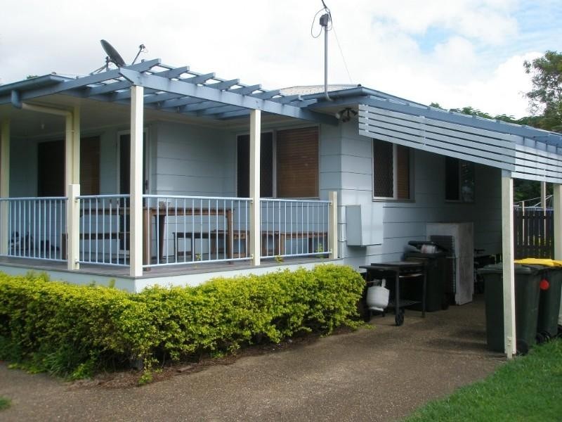 Avenell Heights QLD 4670