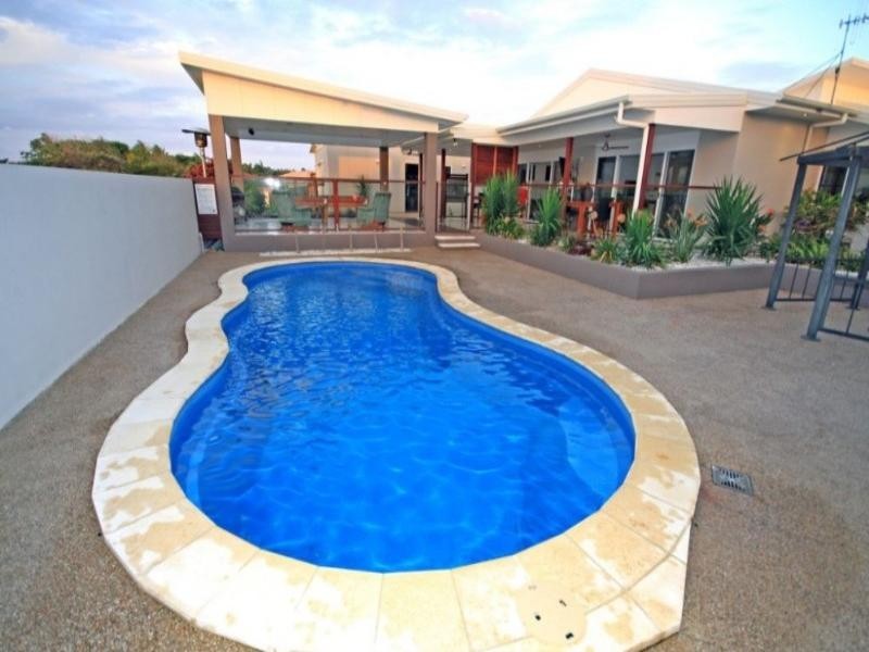 3 Spyglass Hill Court, Coral Cove QLD 4670