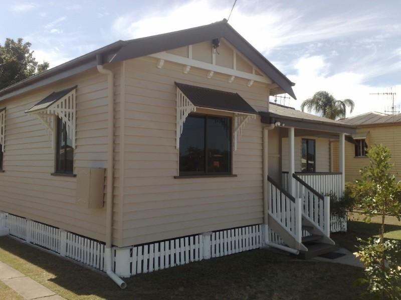 11 Steffensen Street, Svensson Heights QLD 4670