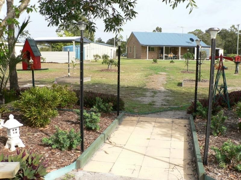 12 Aquamarine Road, Branyan QLD 4670