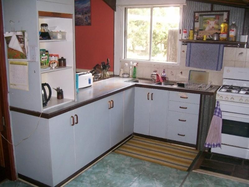 54 Svensons Road, Pine Creek QLD 4670