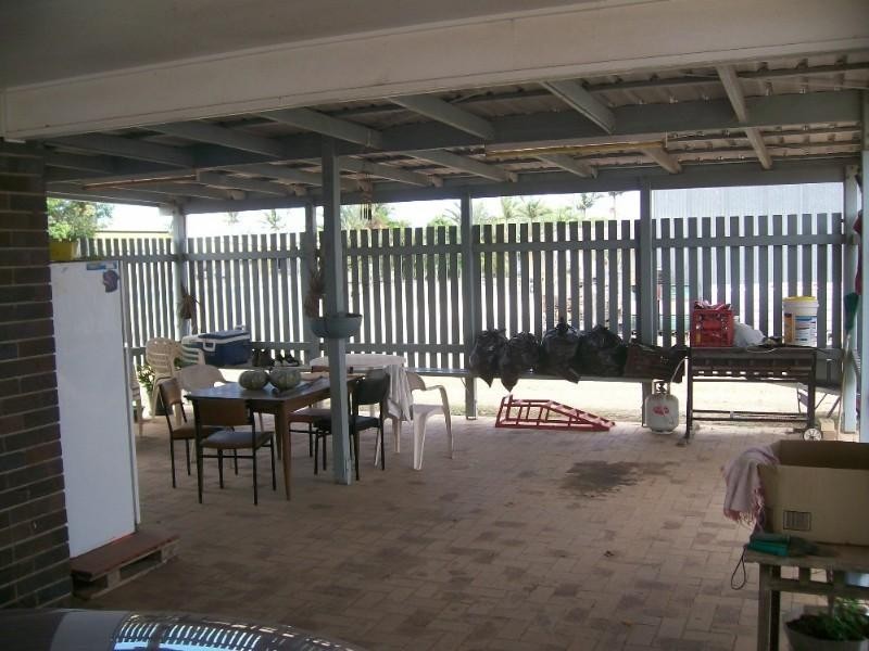 2 Laurel Street, Bundaberg North QLD 4670