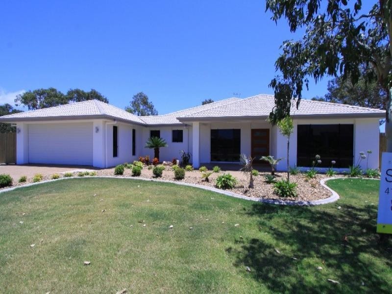 4 Meleisha Place, Coral Cove QLD 4670