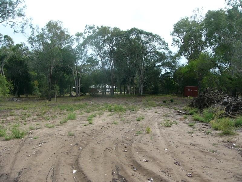 9 Kentia Avenue, Moore Park Beach QLD 4670