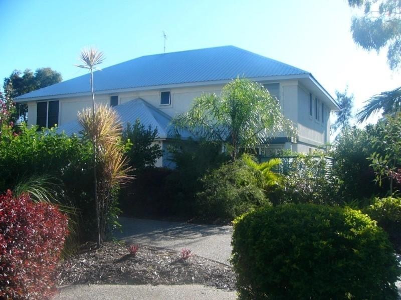 8/2 Sylvan Drive, Moore Park Beach QLD 4670