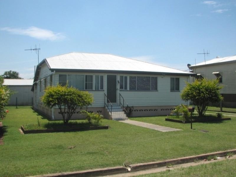 4 Ryan Street, Bundaberg North QLD 4670