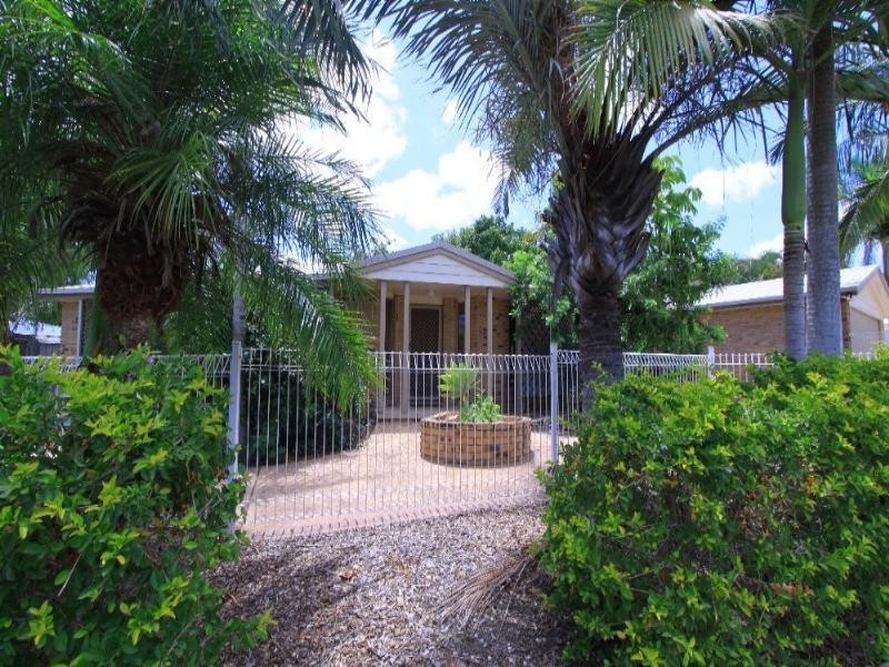 17 The Boulevard, Avoca QLD 4670