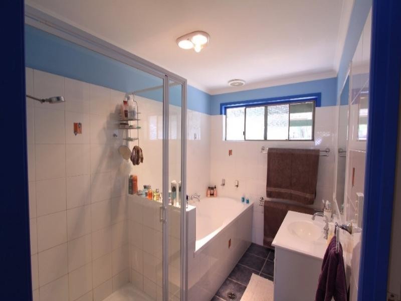 17 The Boulevard, Avoca QLD 4670