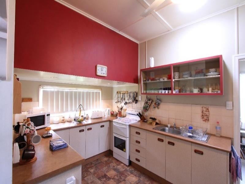 73 Fairymead Road, Bundaberg North QLD 4670